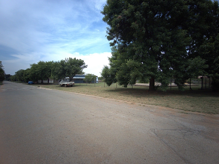 2 Bedroom Property for Sale in Deneysville Free State